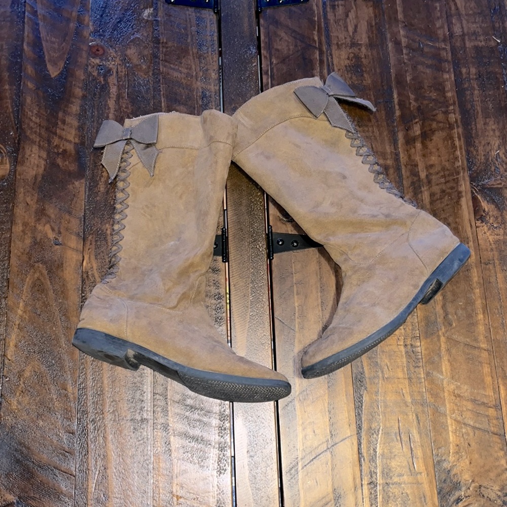 Kenneth Cole Girls Boots